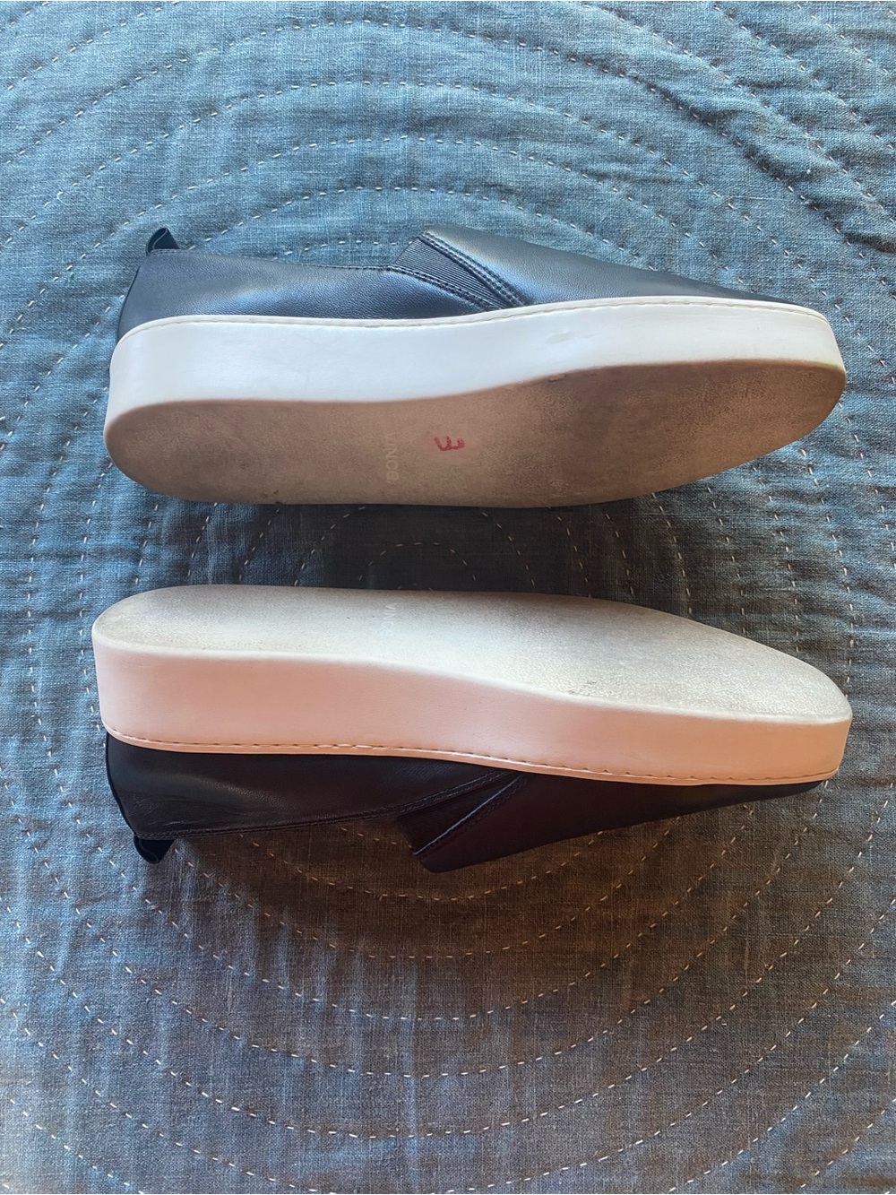 Vince Saxon Black Leather Slip-On Sneakers 9 - Picture 4 of 9